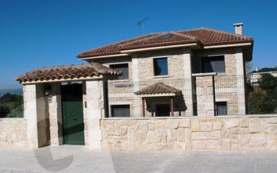 fachada en granito silvestre