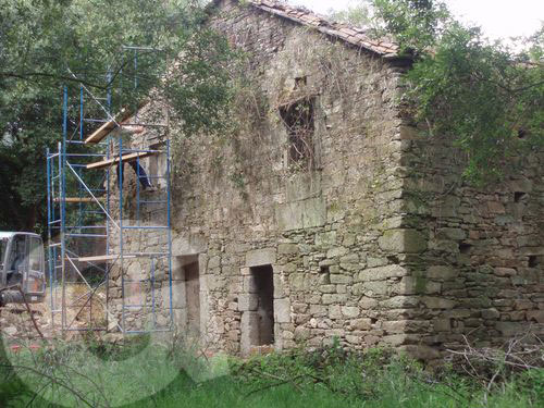 Rehabilitación y acondicionamiento de antiguo molino de piedra